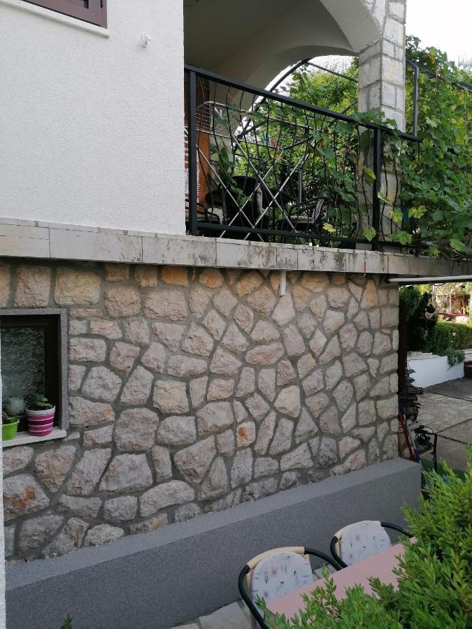 Apartments With A Parking Space Njivice, Krk - 5320 ภายนอก รูปภาพ